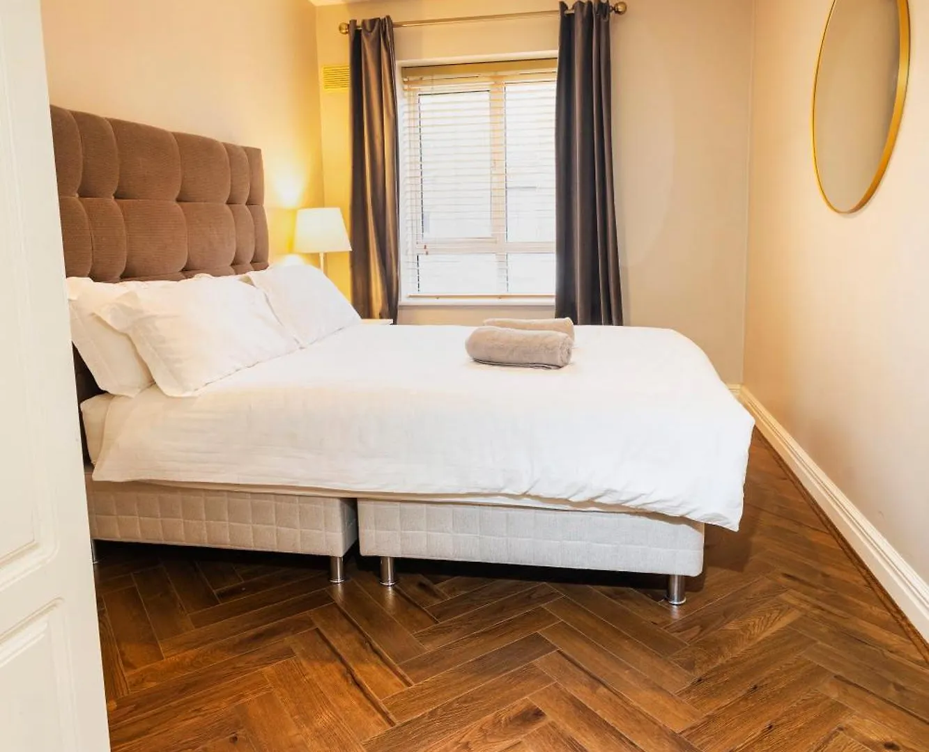 The Picasso - Trendy 2 Bd Ap- Dublin 4 - Super Fast Wifi Apartment