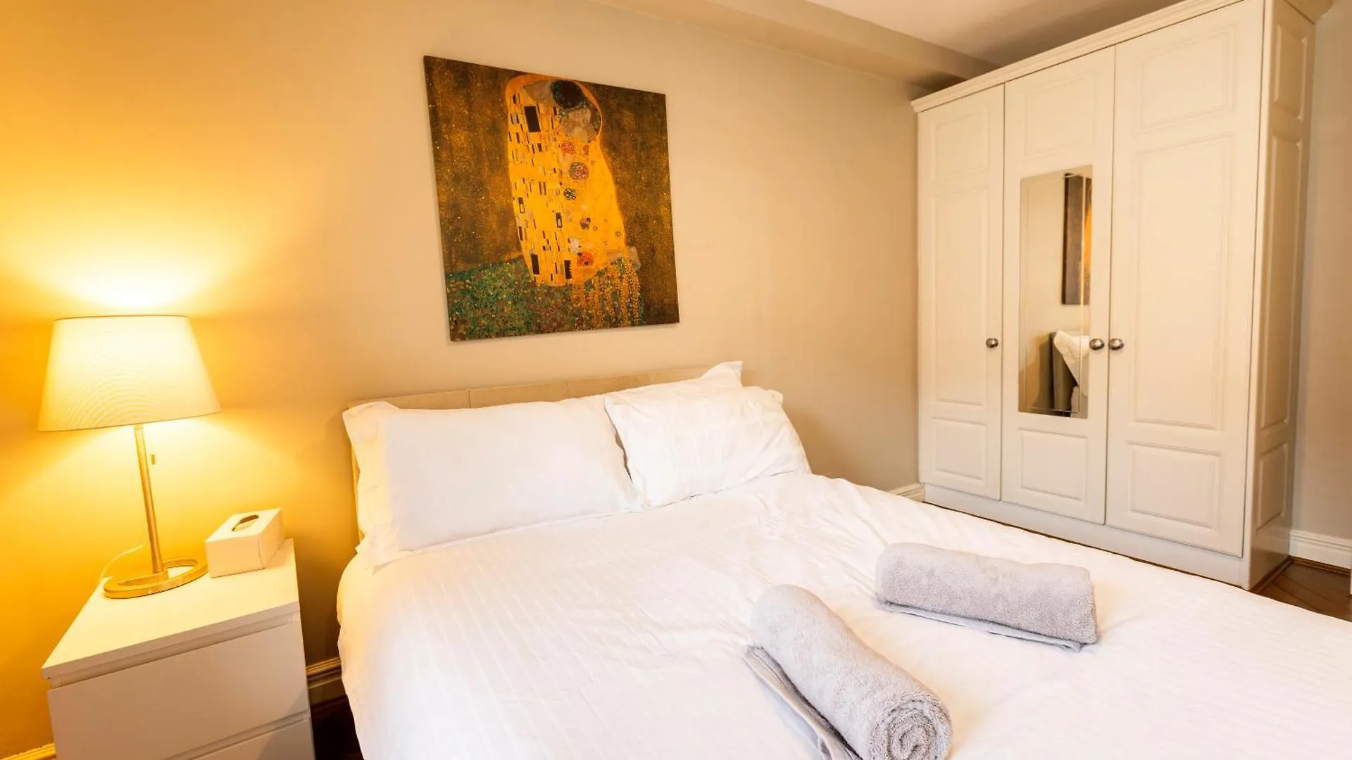 The Picasso - Trendy 2 Bd Ap- Dublin 4 - Super Fast Wifi Apartment