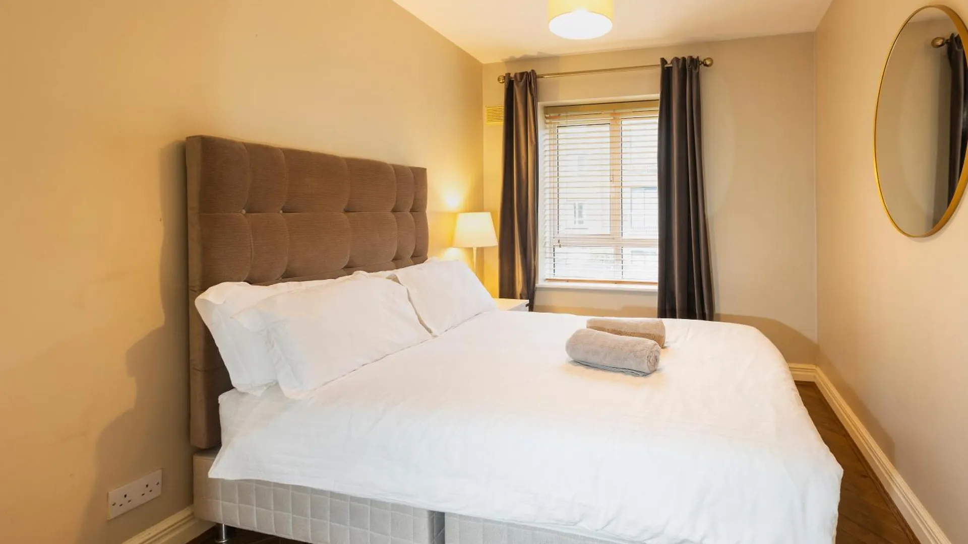 The Picasso - Trendy 2 Bd Ap- Dublin 4 - Super Fast Wifi Apartment 0*,